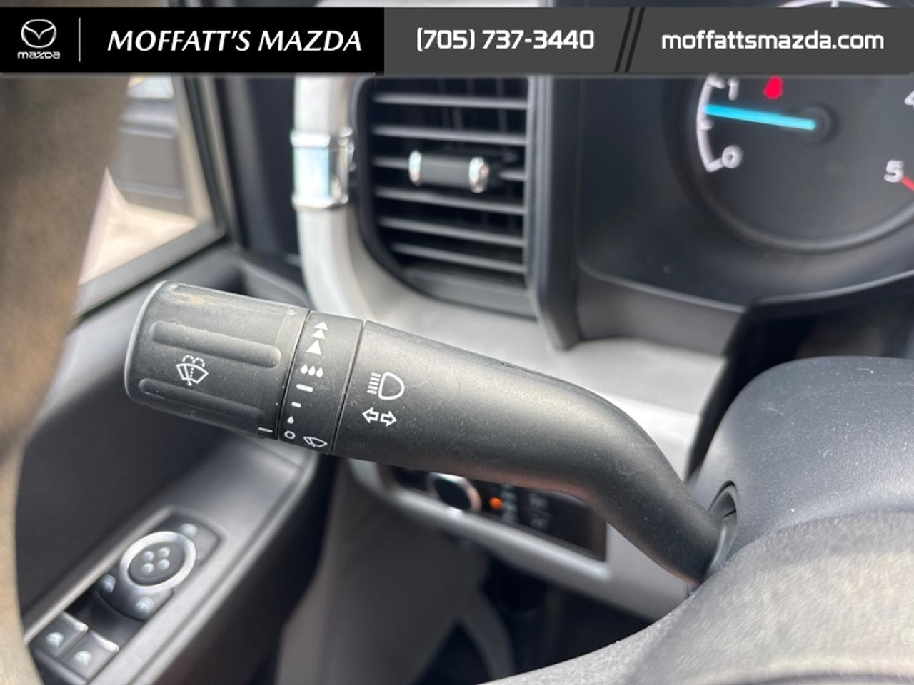 2023 Ford SUPER DUTY F-550 DRW XL Photo