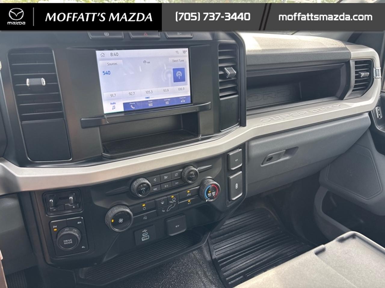 2023 Ford SUPER DUTY F-550 DRW XL Photo