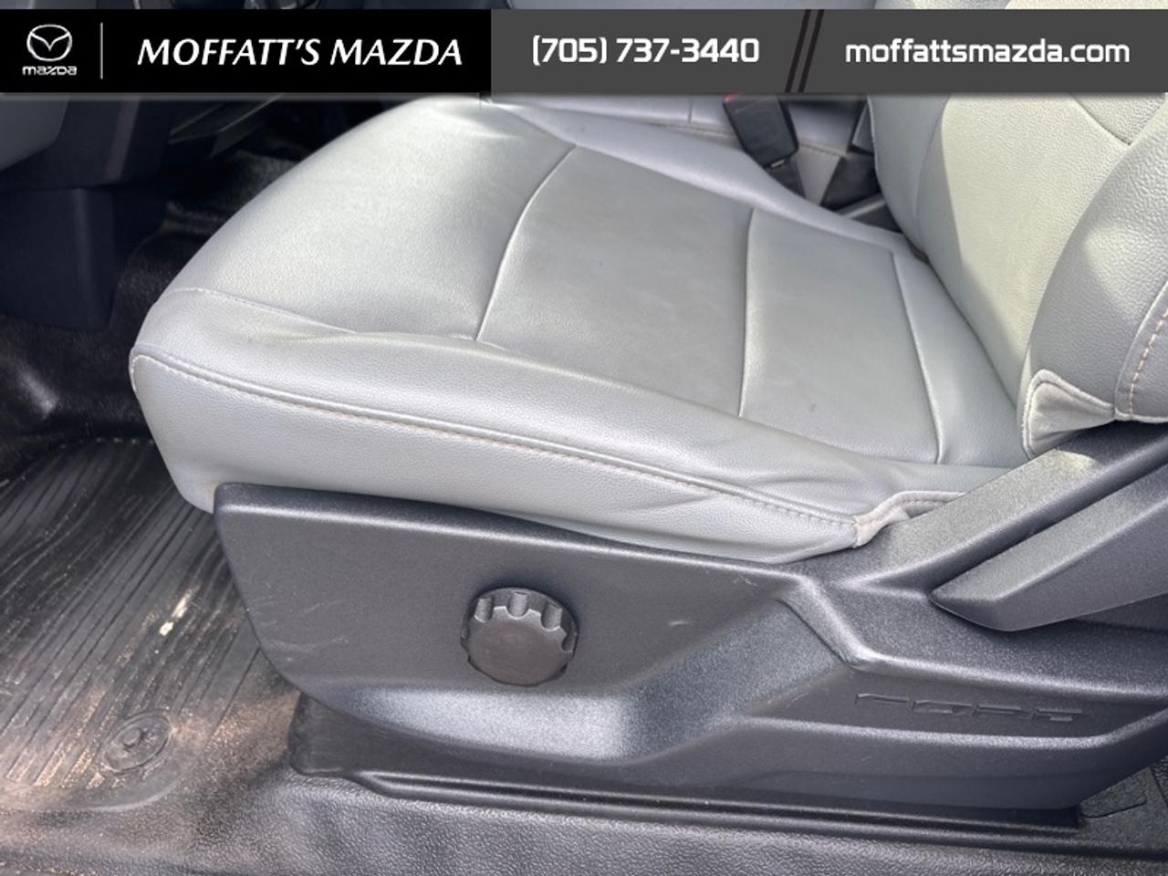 2023 Ford SUPER DUTY F-550 DRW XL Photo