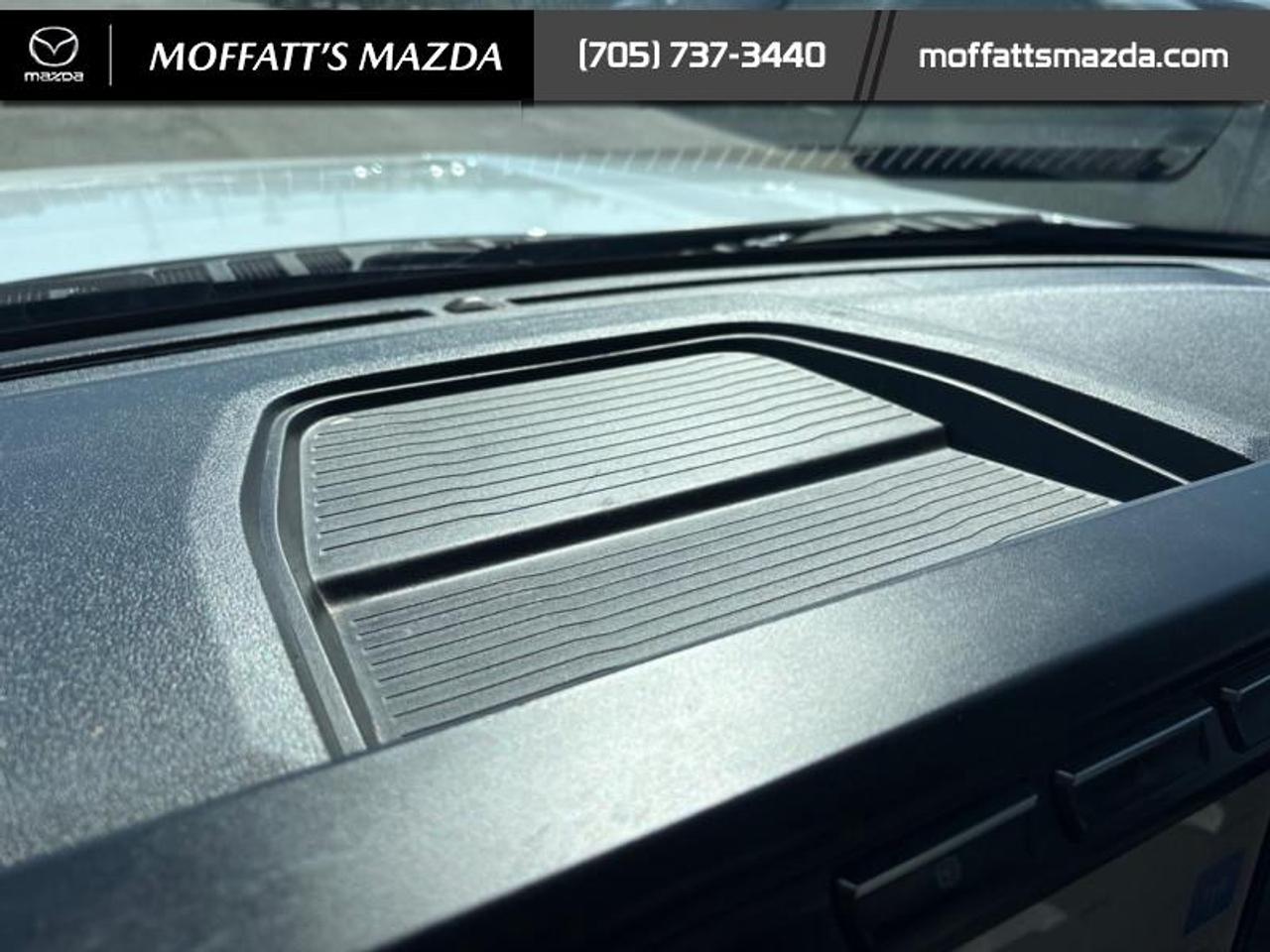 2023 Ford SUPER DUTY F-550 DRW XL Photo