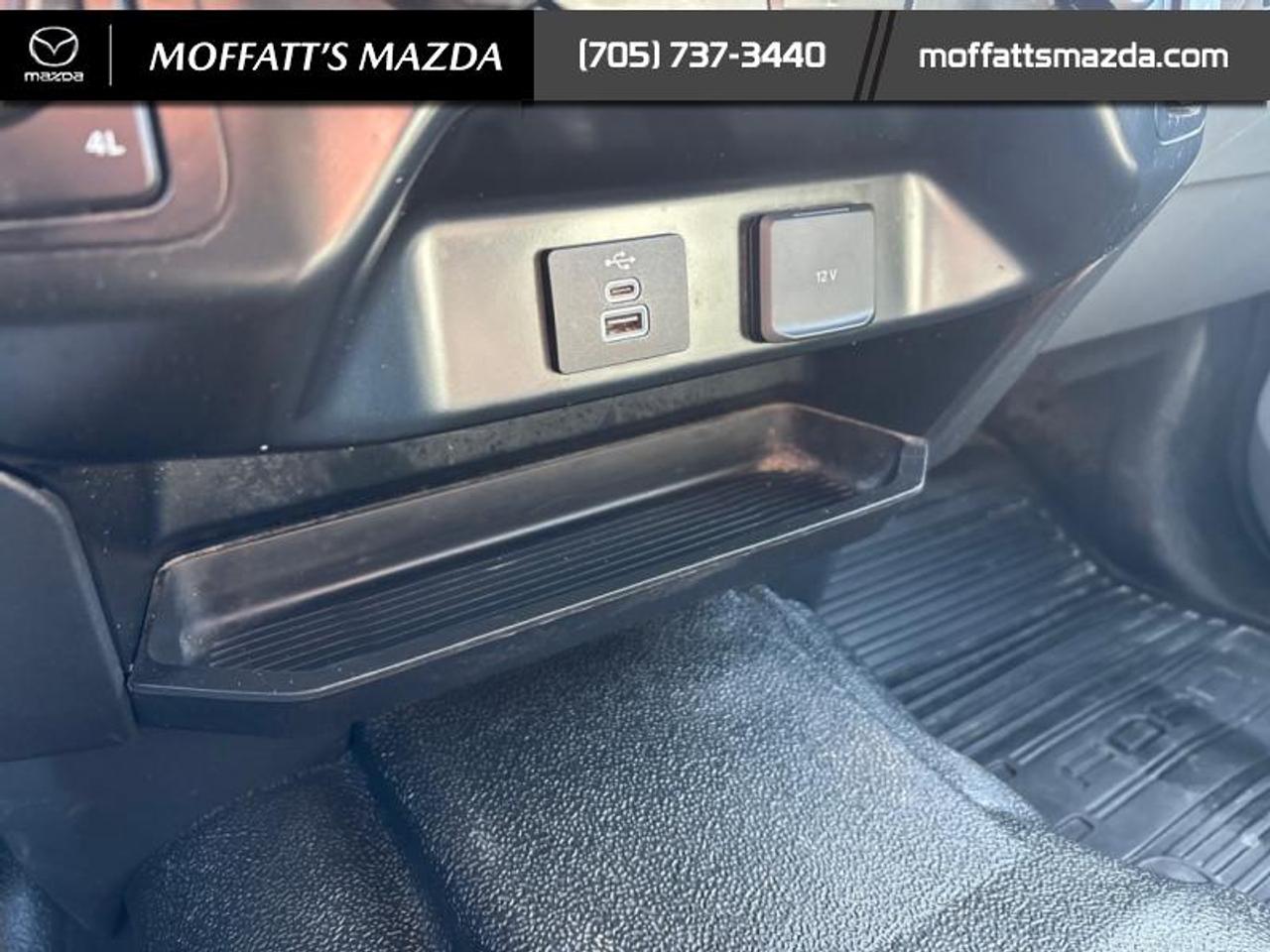 2023 Ford SUPER DUTY F-550 DRW XL Photo