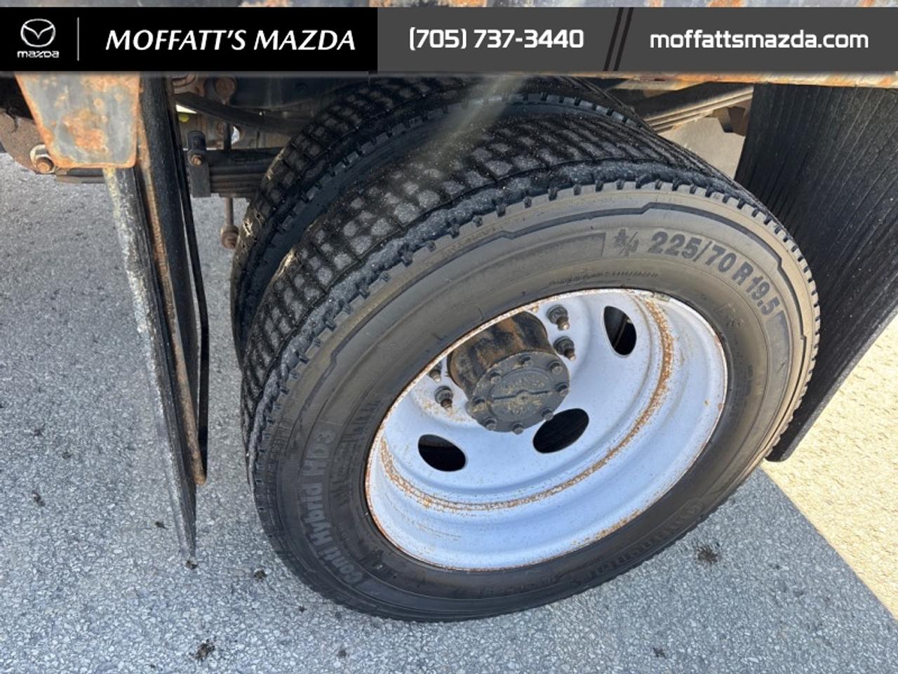 2023 Ford SUPER DUTY F-550 DRW XL Photo