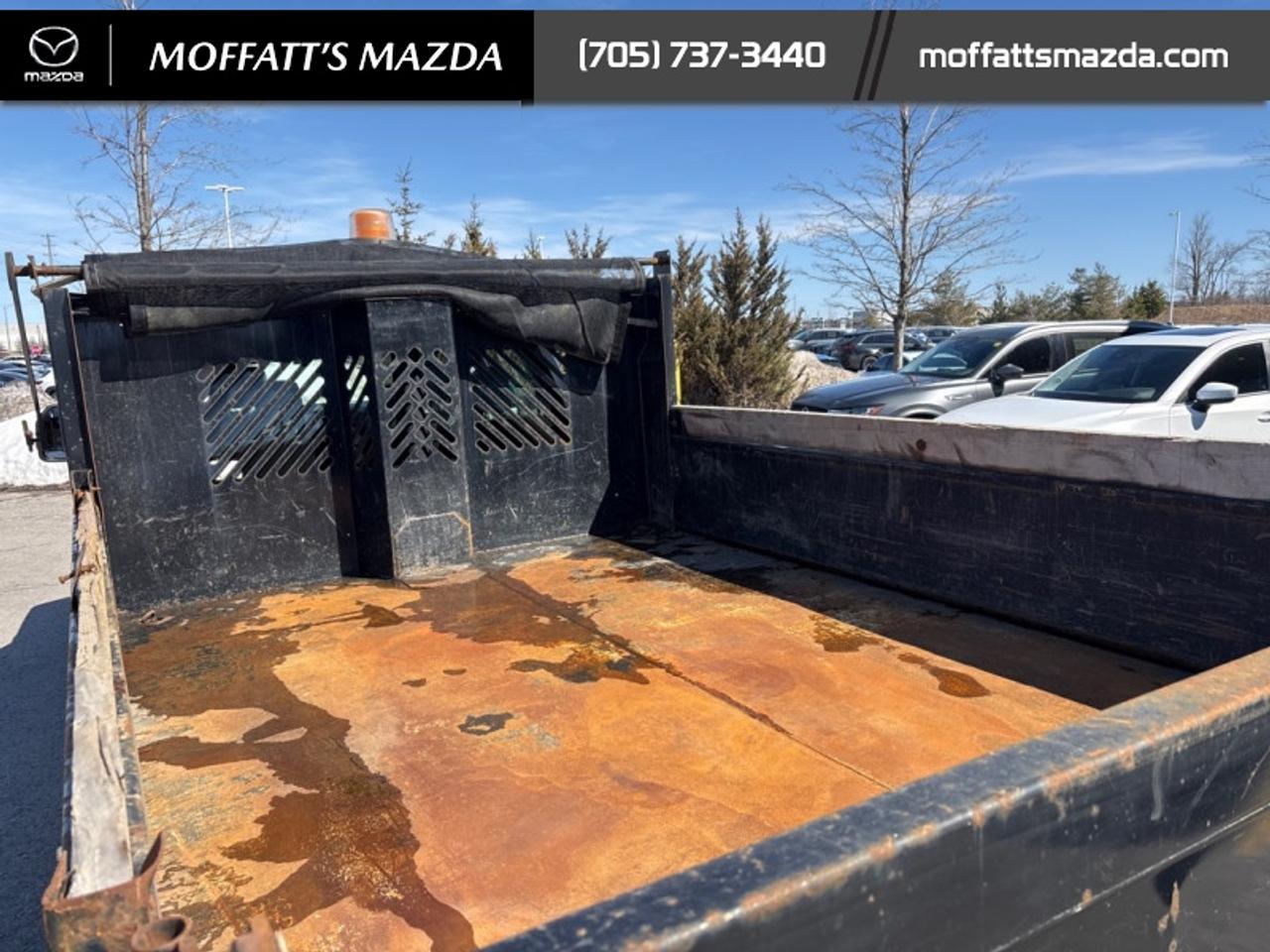 2023 Ford SUPER DUTY F-550 DRW XL Photo
