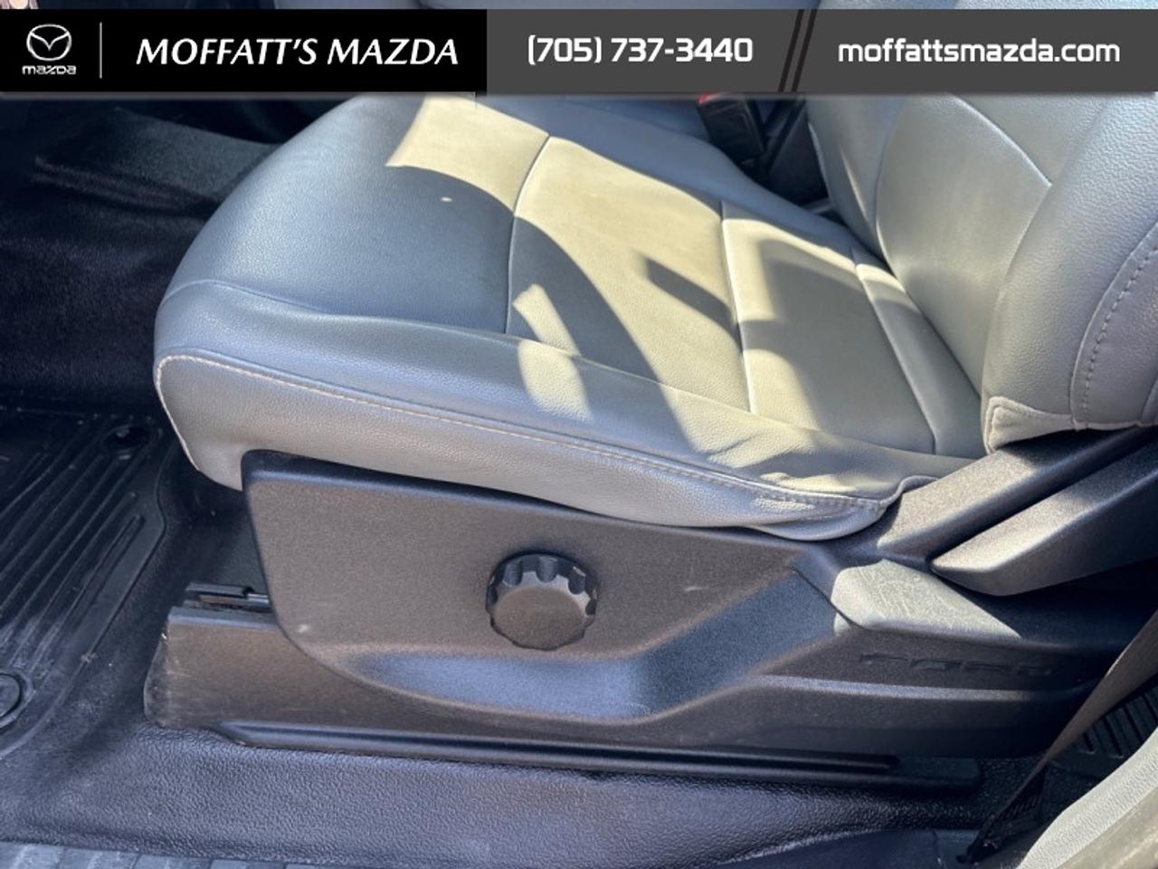 2023 Ford SUPER DUTY F-550 DRW XL Photo
