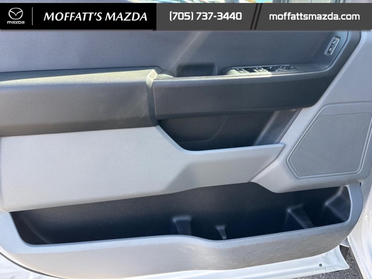 2023 Ford SUPER DUTY F-550 DRW XL Photo