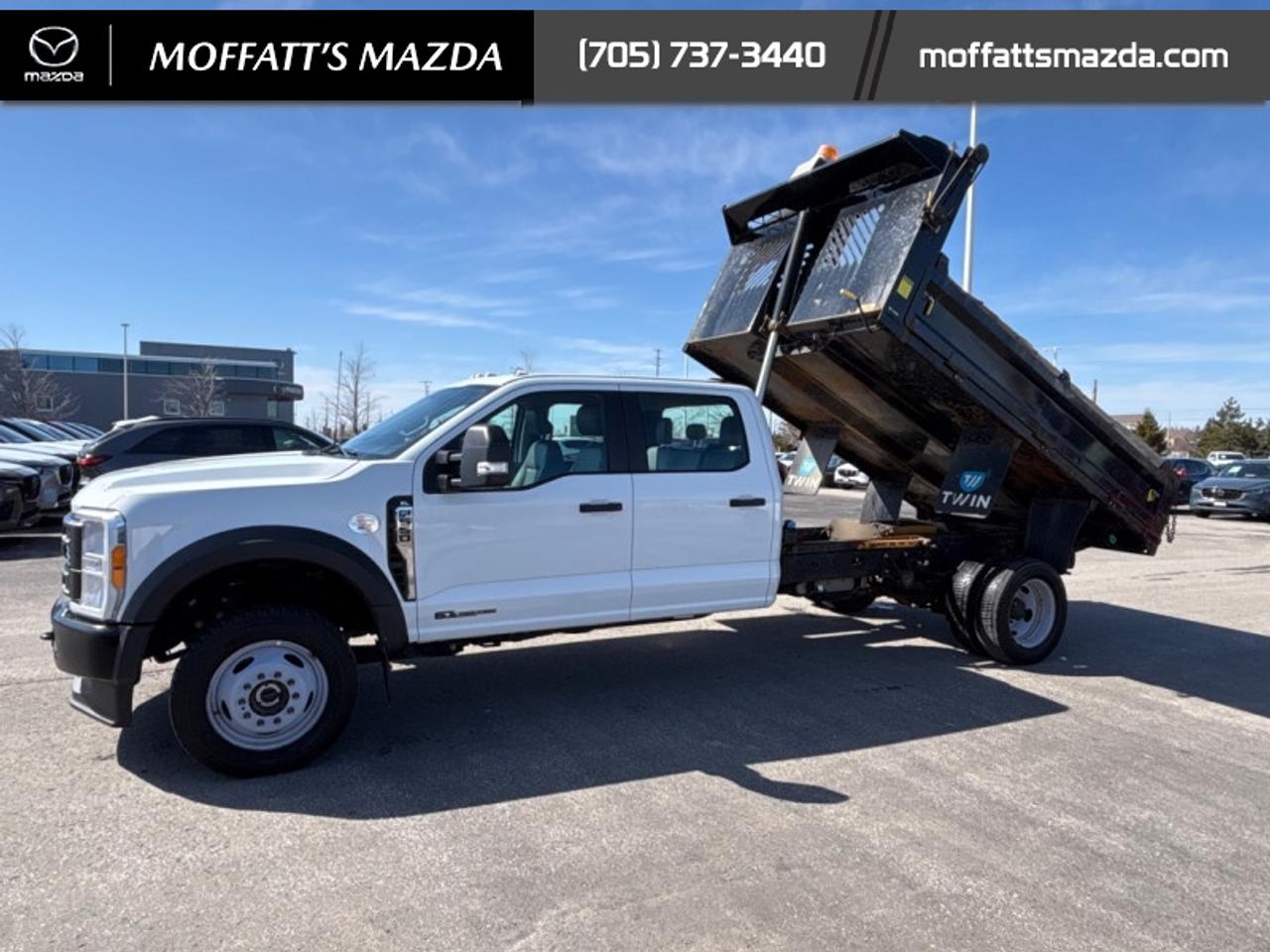 2023 Ford SUPER DUTY F-550 DRW XL Photo