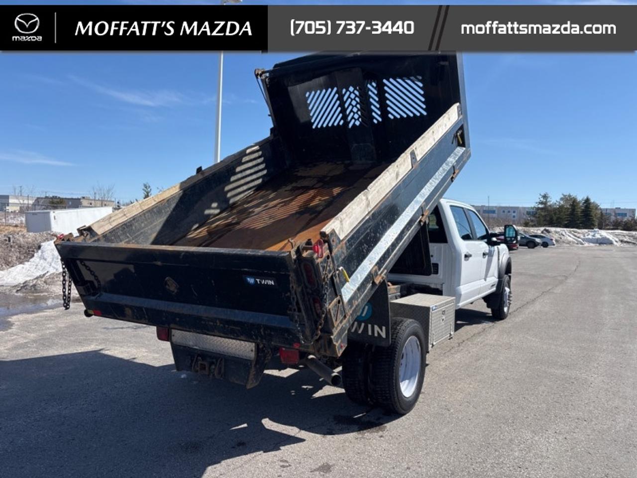 2023 Ford SUPER DUTY F-550 DRW XL Photo