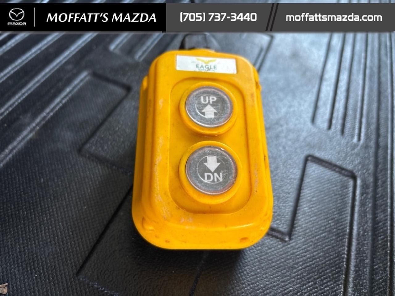 2023 Ford SUPER DUTY F-550 DRW XL Photo
