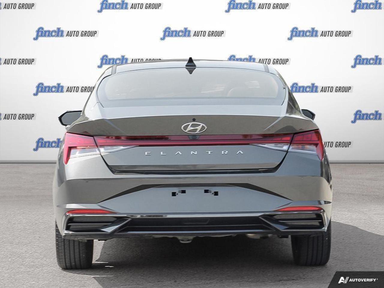 2022 Hyundai Elantra Ultimate w/Two-Tone Interior 4dr Sedan Photo
