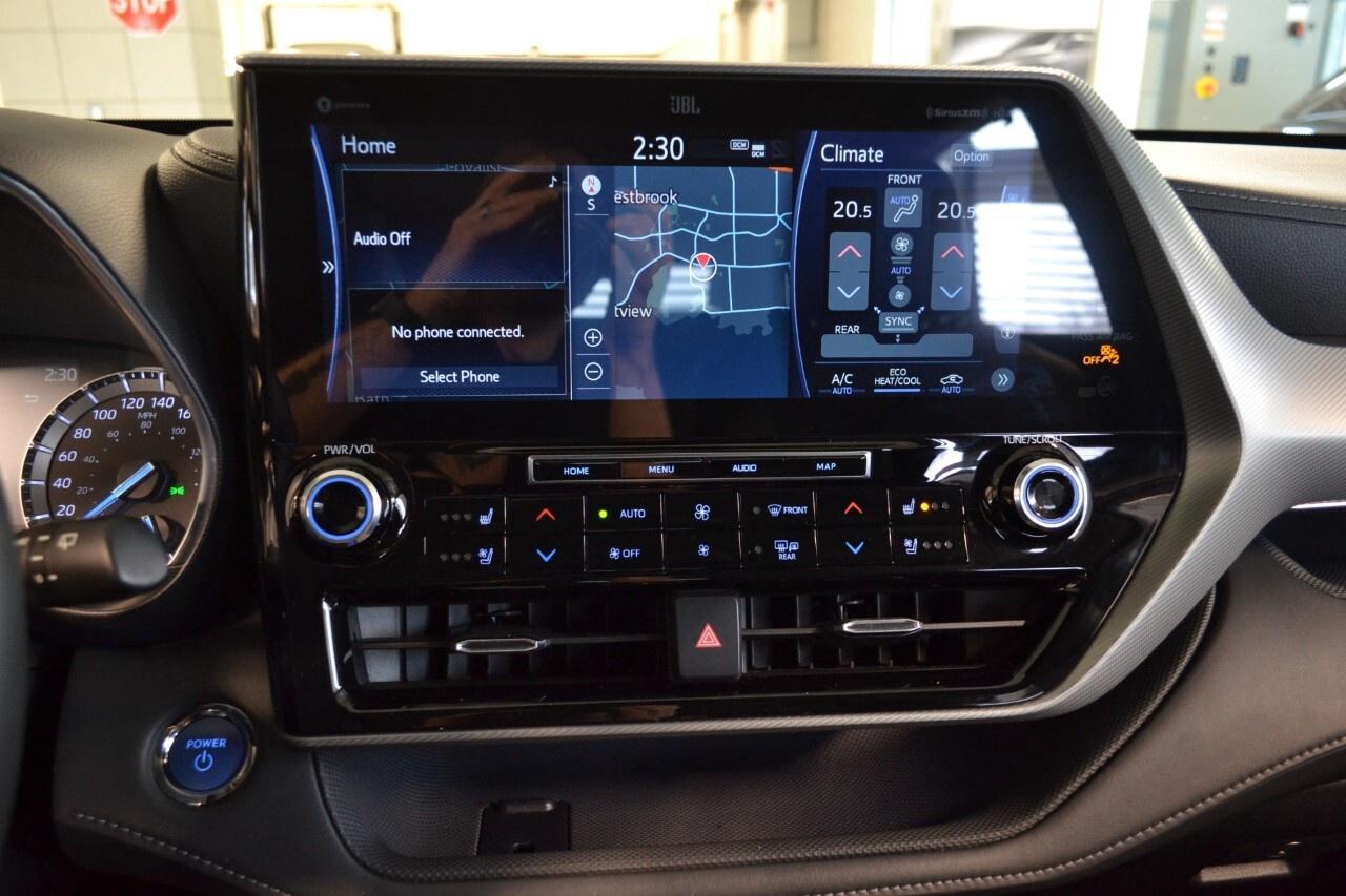 2022 Toyota Highlander HYBRID Limited AWD Photo