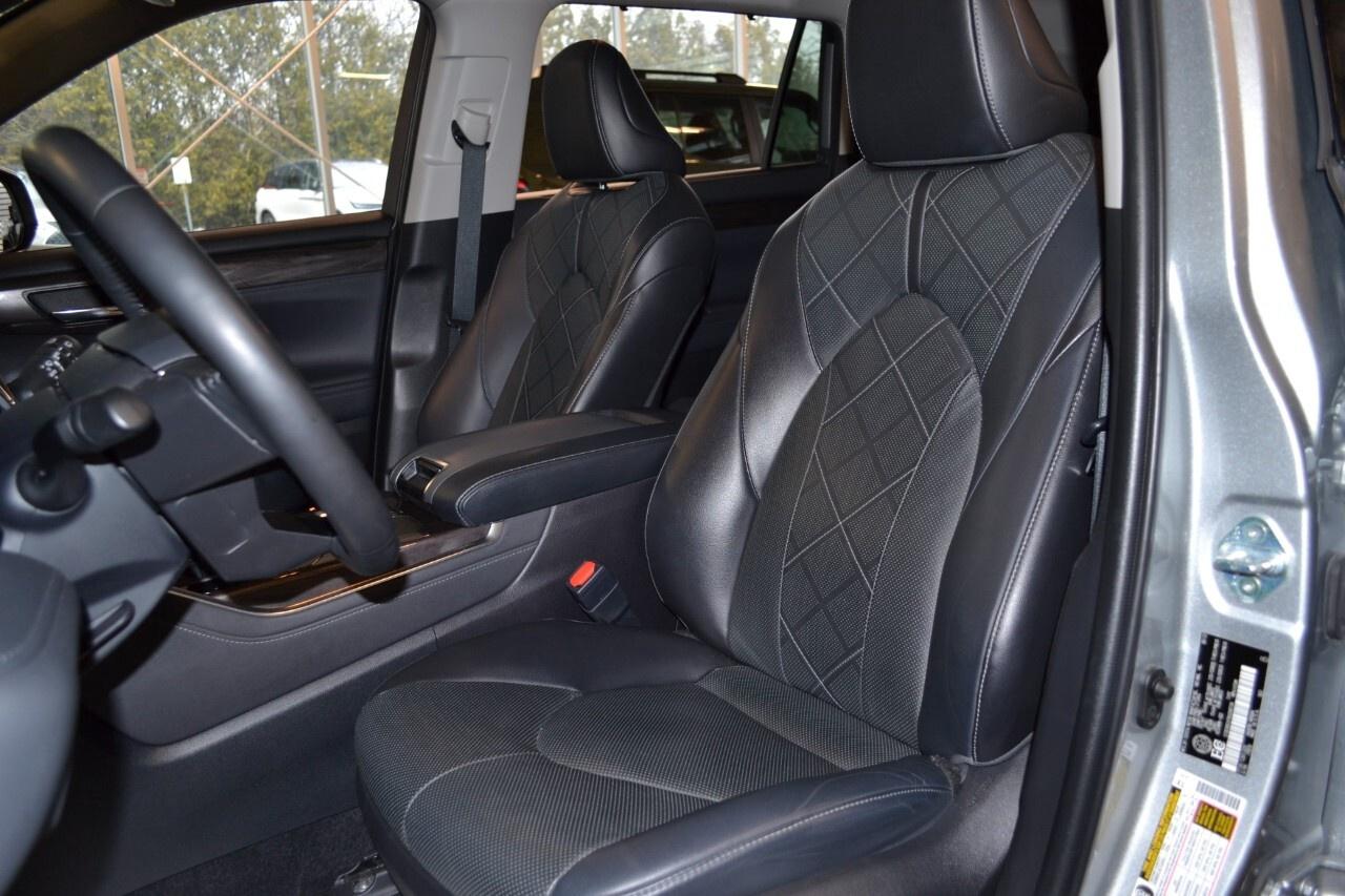 2022 Toyota Highlander HYBRID Limited AWD Photo