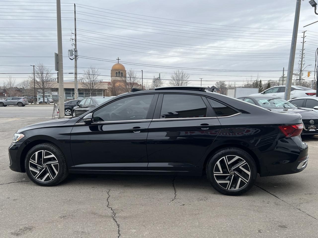 2024 Volkswagen Jetta Highline   Htd Steering   Ambient   Navi Photo