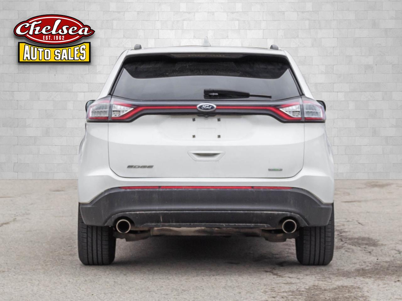 2017 Ford Edge SE FWD Photo