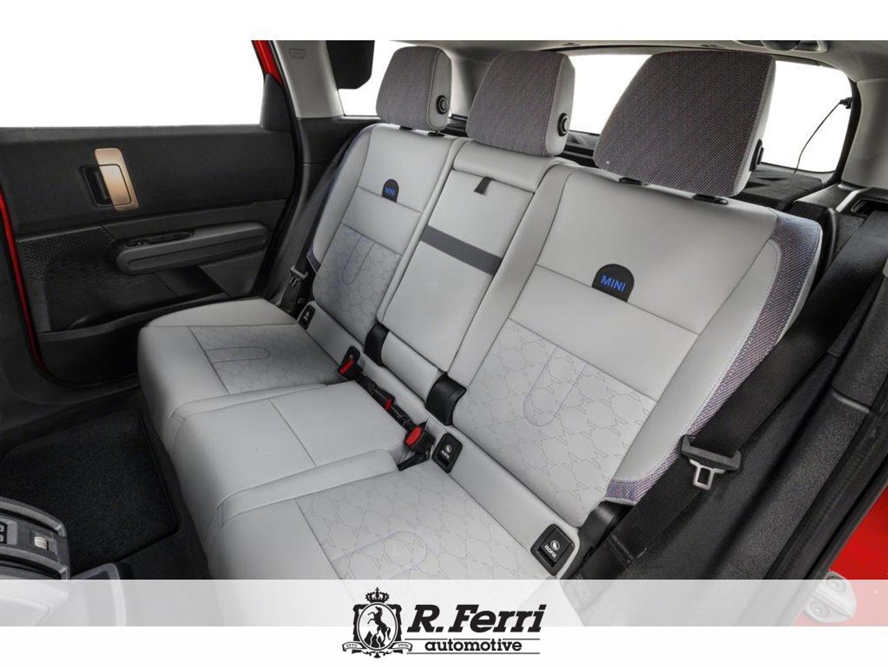 2026 MINI SE Countryman Base 4dr All-Wheel Drive ALL4 Sport Utility Photo