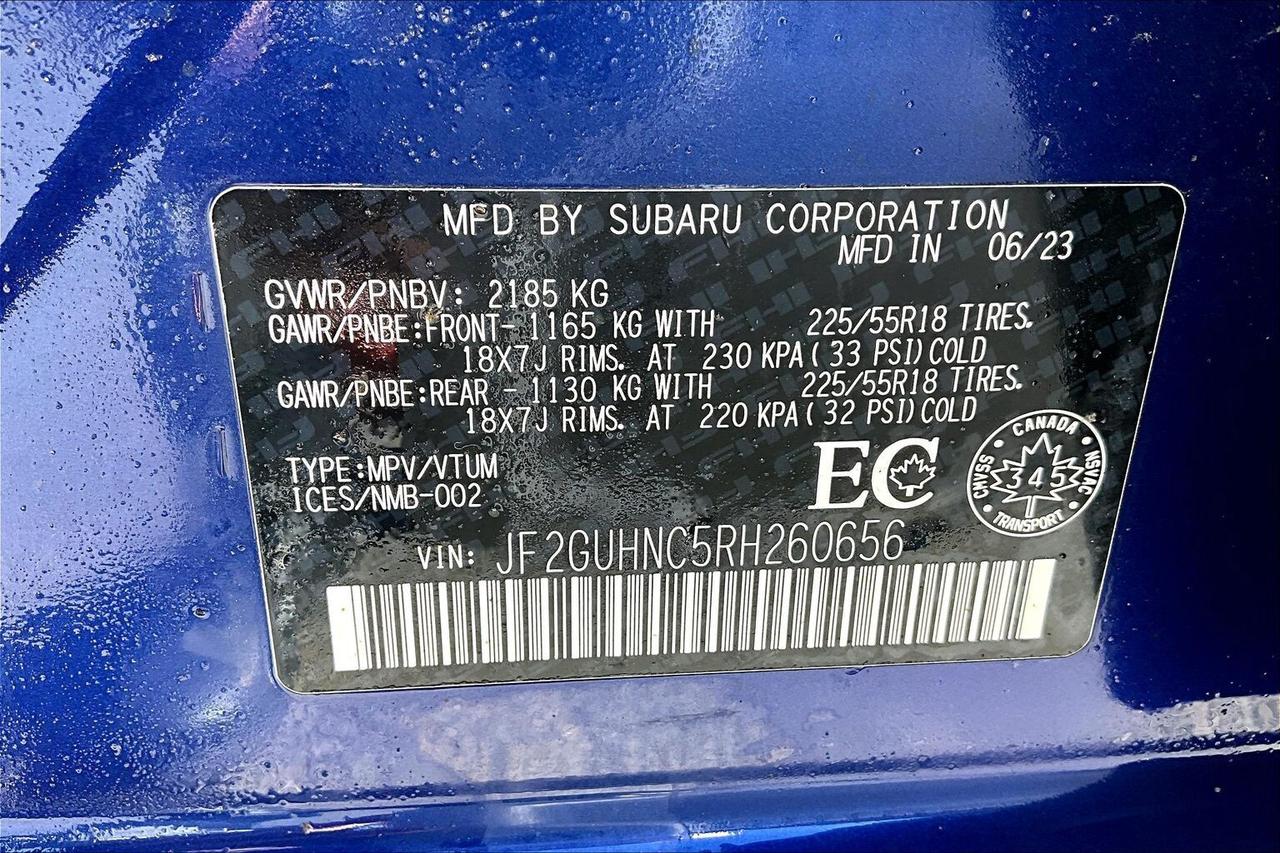 2024 Subaru Crosstrek LIMITED AWD   LOADED!   LEATHER   SUNROOF   NAVI Photo