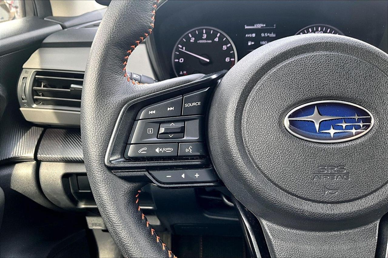 2024 Subaru Crosstrek LIMITED AWD   LOADED!   LEATHER   SUNROOF   NAVI Photo