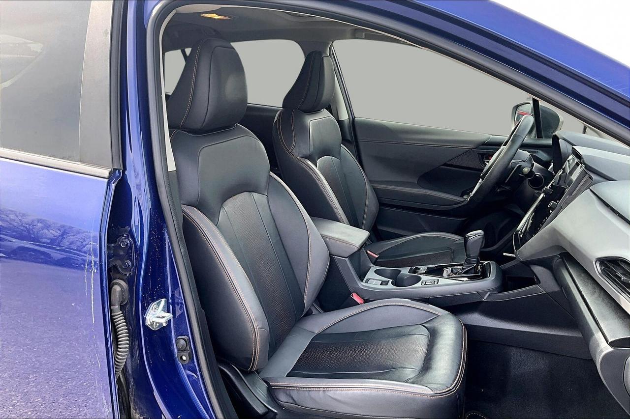 2024 Subaru Crosstrek LIMITED AWD   LOADED!   LEATHER   SUNROOF   NAVI Photo