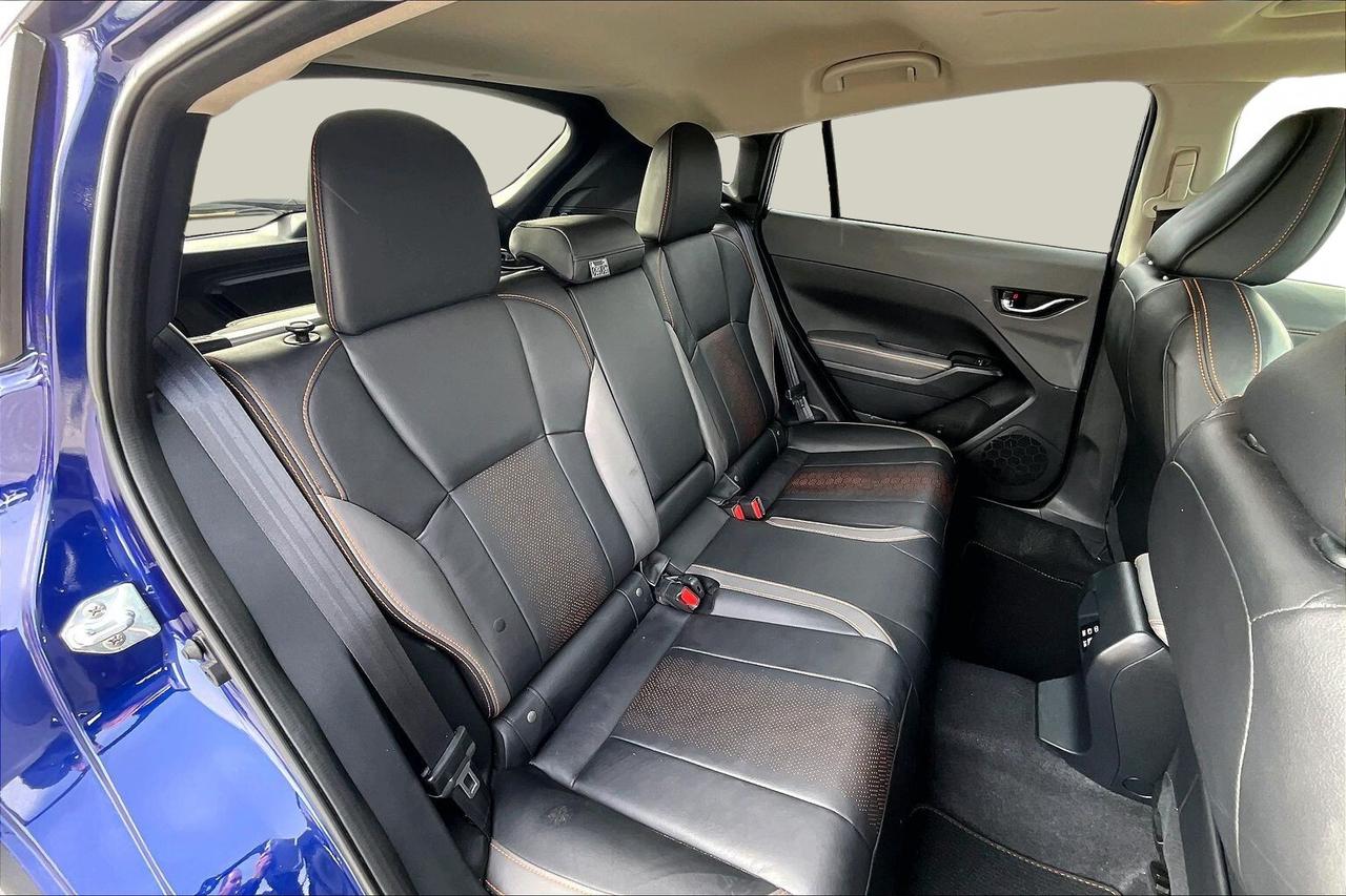 2024 Subaru Crosstrek LIMITED AWD   LOADED!   LEATHER   SUNROOF   NAVI Photo