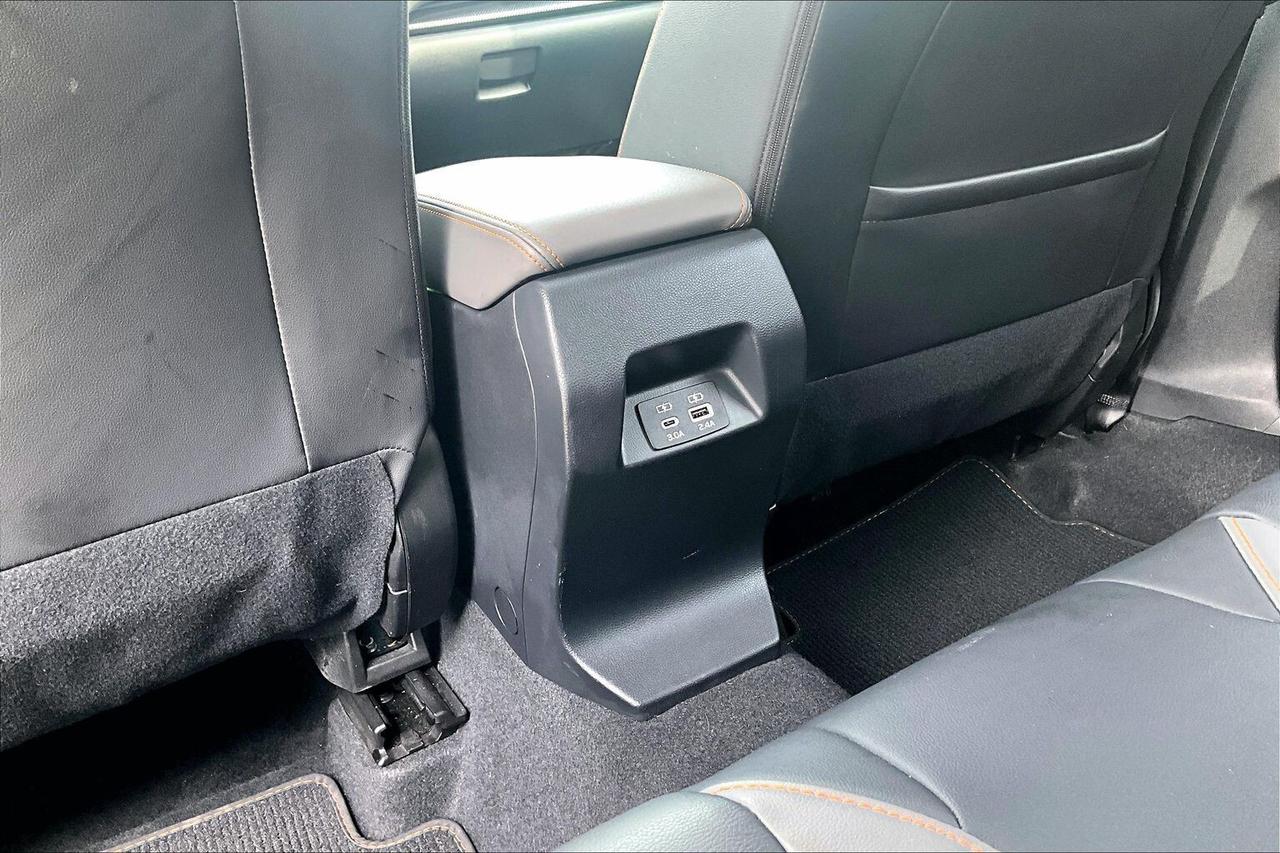 2024 Subaru Crosstrek LIMITED AWD   LOADED!   LEATHER   SUNROOF   NAVI Photo