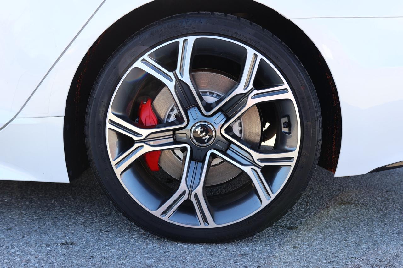 2018 Kia Stinger GT-LIMITED-AWD/ADAPT CRUISE/NAV/360 CAM/BLIS/P SEN Photo3