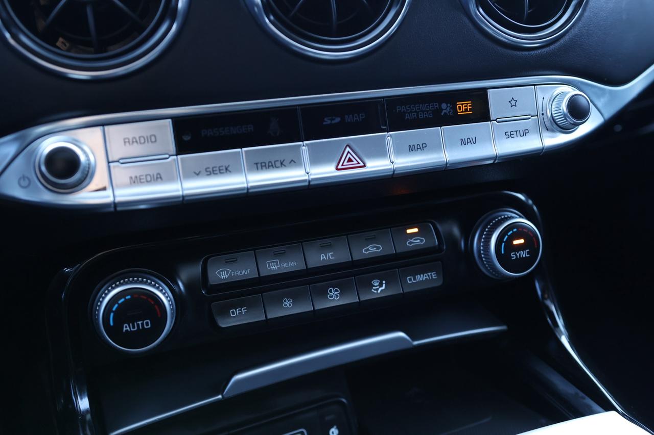 2018 Kia Stinger GT-LIMITED-AWD/ADAPT CRUISE/NAV/360 CAM/BLIS/P SEN Photo