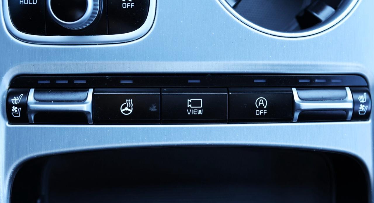 2018 Kia Stinger GT-LIMITED-AWD/ADAPT CRUISE/NAV/360 CAM/BLIS/P SEN Photo