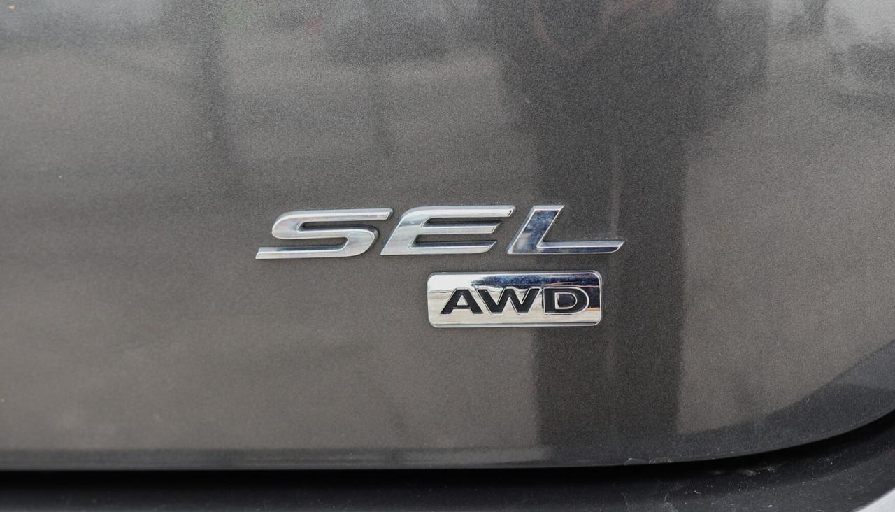 2018 Ford Edge SEL-AWD-R STARTER/NAV/BCAM/P SEATS/H SEATS & STEER Photo