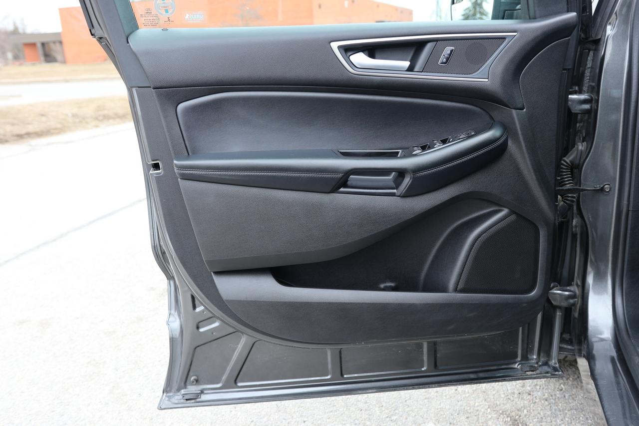 2018 Ford Edge SEL-AWD-R STARTER/NAV/BCAM/P SEATS/H SEATS & STEER Photo