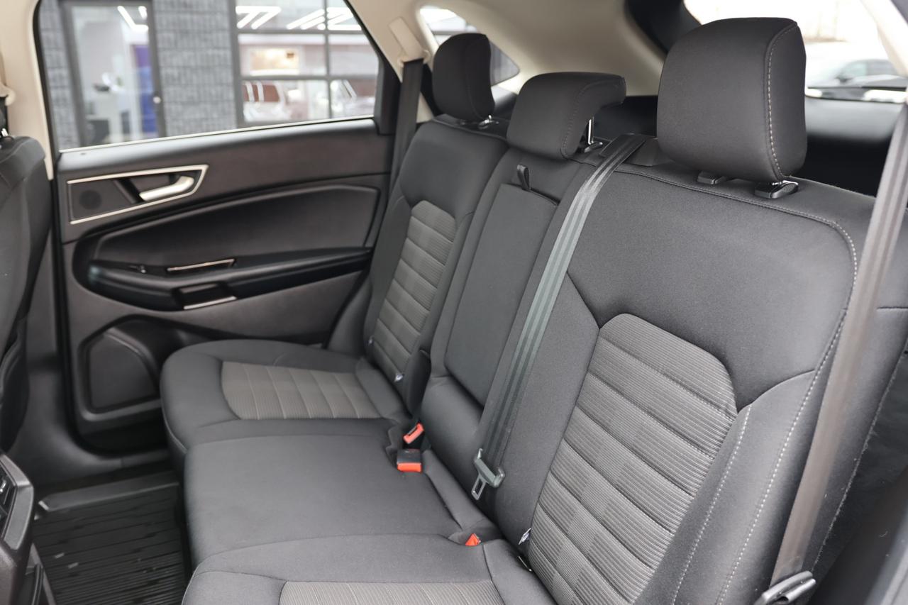 2018 Ford Edge SEL-AWD-R STARTER/NAV/BCAM/P SEATS/H SEATS & STEER Photo