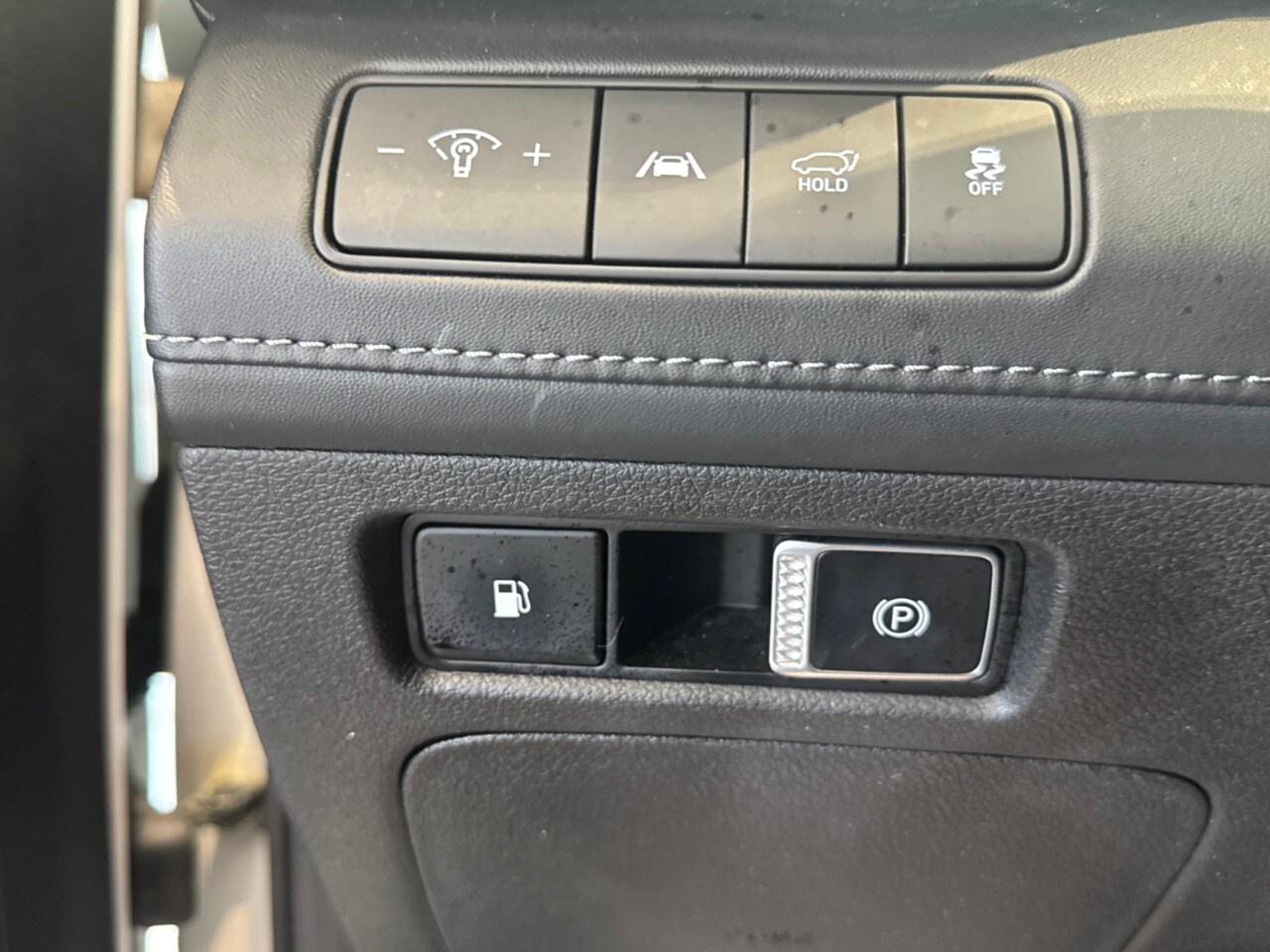 2022 Hyundai Santa Fe Plug-In Hybrid Luxury AWD Photo