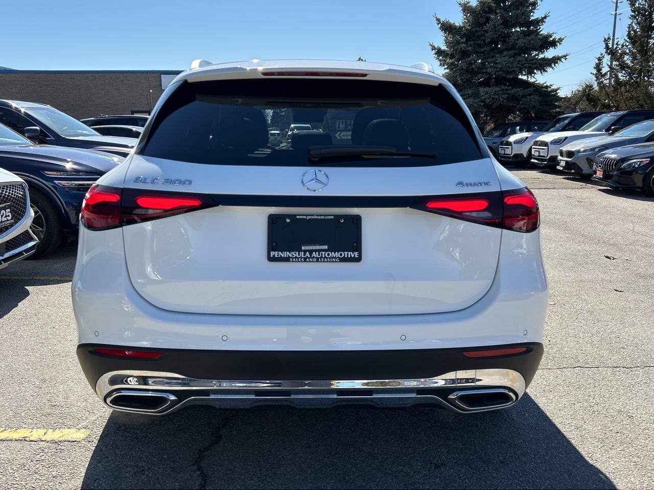 2025 Mercedes-Benz GLC GLC 300 Photo3