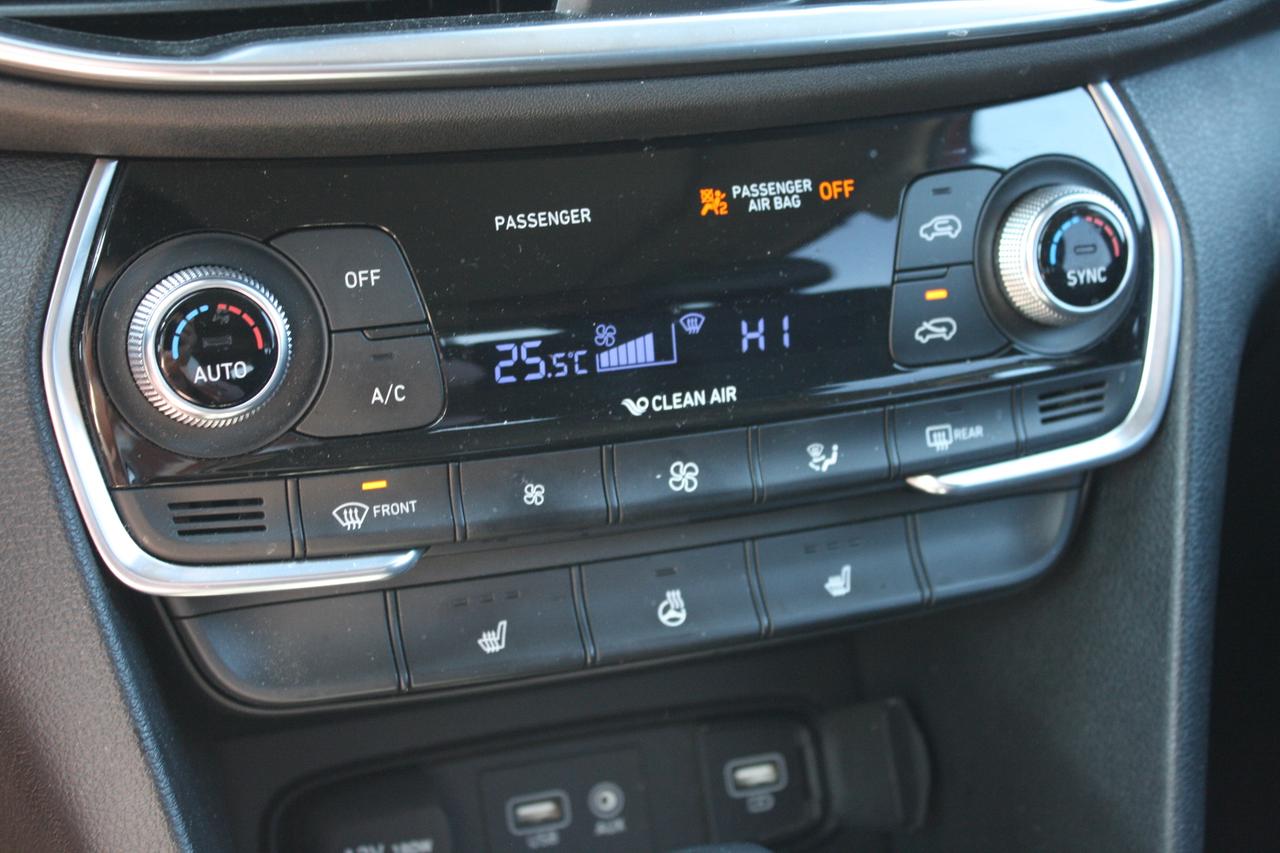 2020 Hyundai Santa Fe  Photo