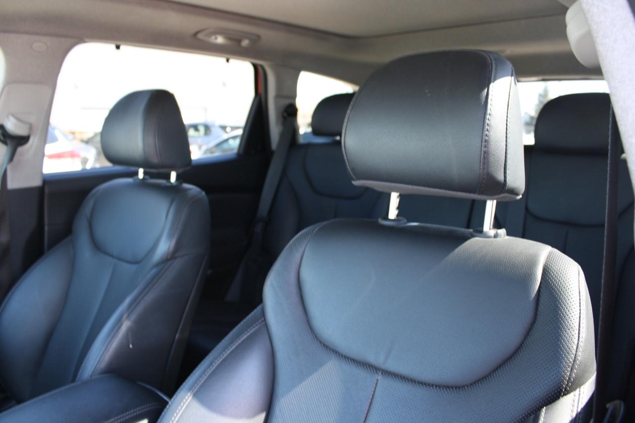 2020 Hyundai Santa Fe 2.4L Preferred AWD w-Sun-Leather Package Photo