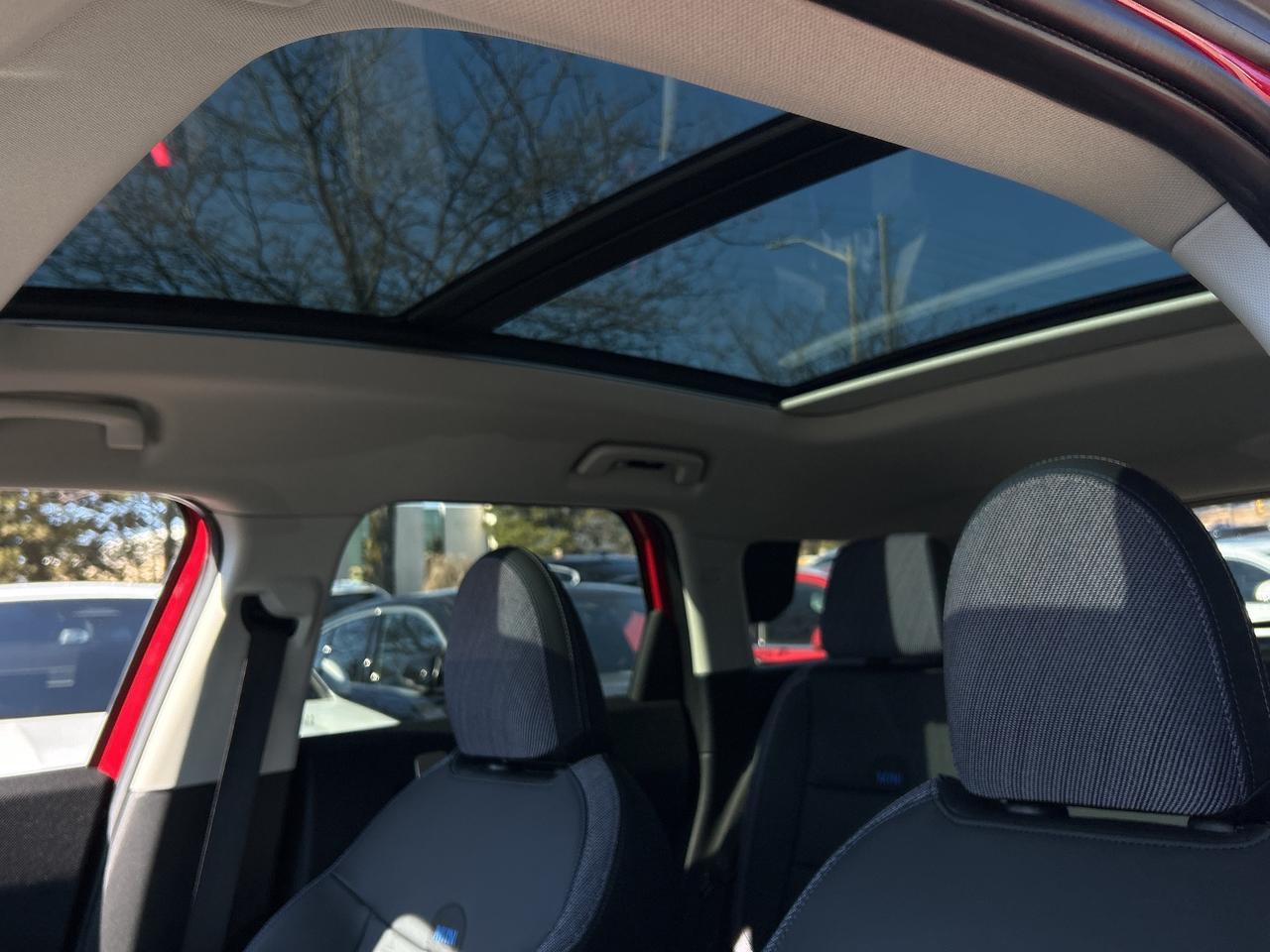 2026 MINI Countryman COOPER S, PREMIER +, HEADS UP, HARMON KARDON, PANO Photo2