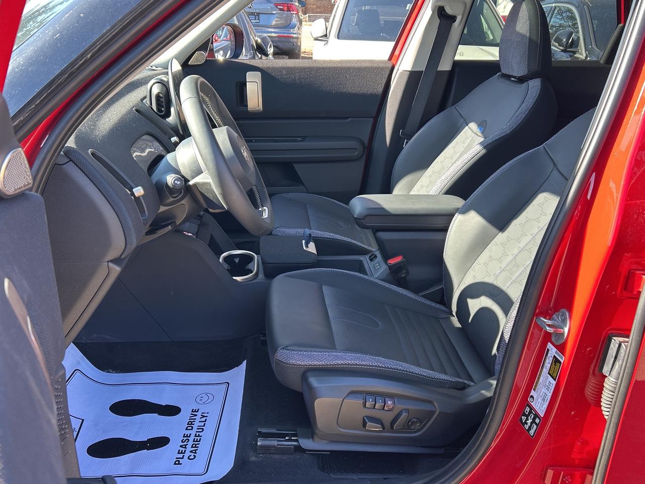 2026 MINI Countryman COOPER S, PREMIER +, HEADS UP, HARMON KARDON, PANO Photo4