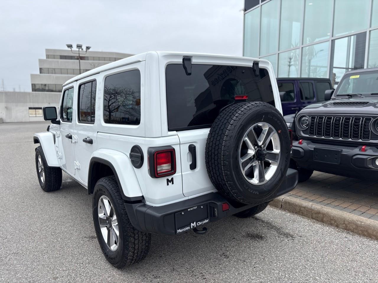 2023 Jeep Wrangler SAHARA 4DR 4X4 Photo2