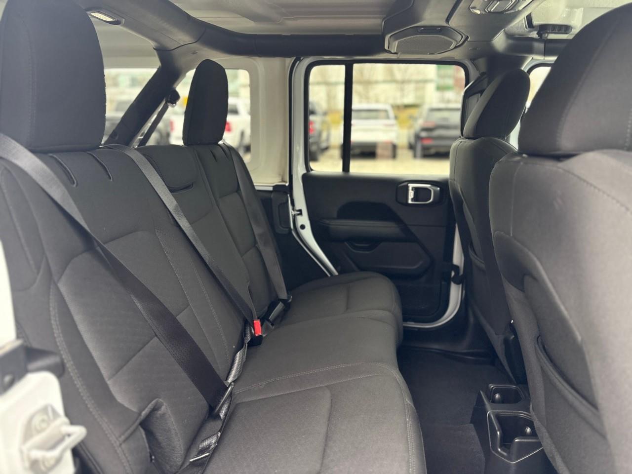 2023 Jeep Wrangler SAHARA 4DR 4X4 Photo