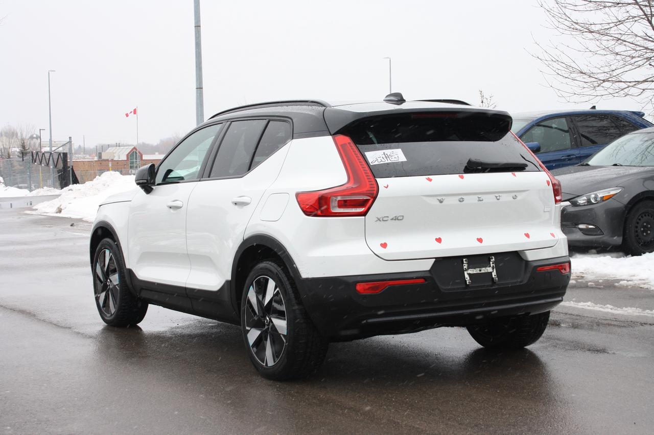 2024 Volvo XC40 Recharge Pure Electric RWD Core Photo