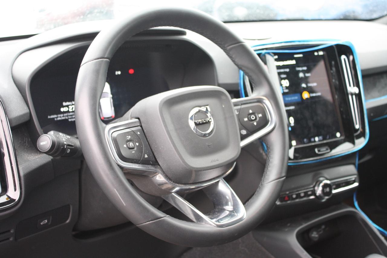 2024 Volvo XC40 Recharge Pure Electric RWD Core Photo
