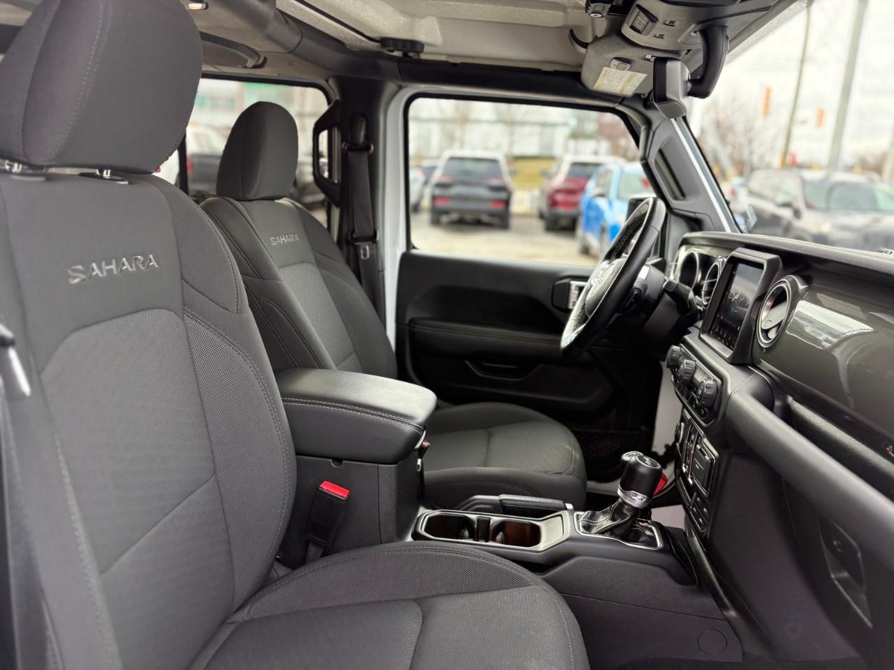 2023 Jeep Wrangler SAHARA 4DR 4X4 Photo