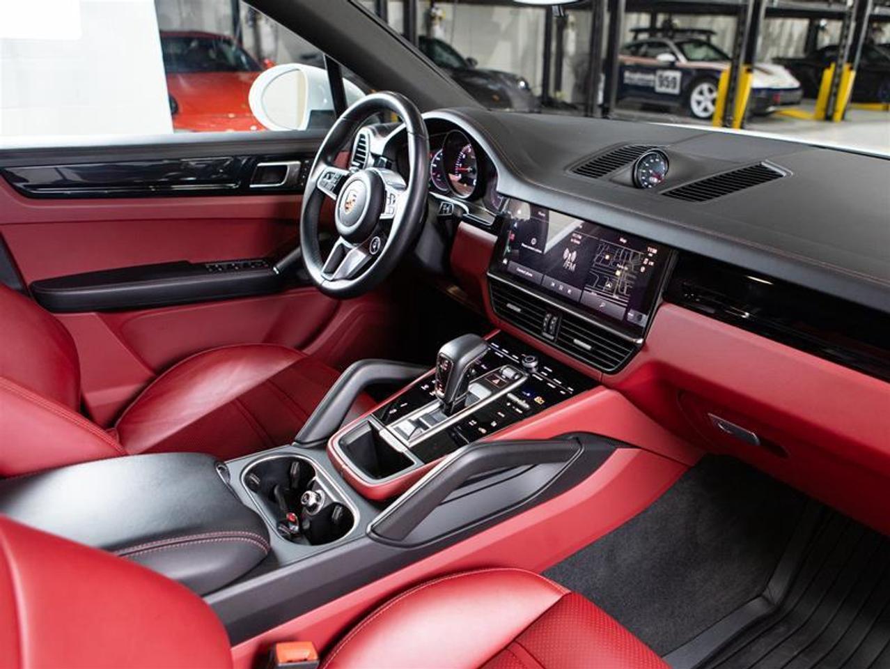 2023 Porsche Cayenne Coupe Photo