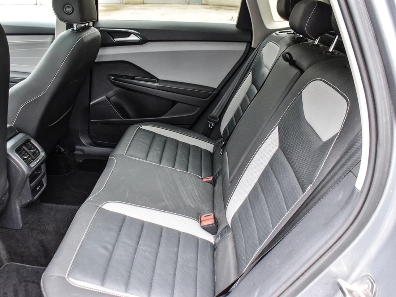 2024 Volkswagen Taos Highline 4dr All-Wheel Drive 4MOTION Photo
