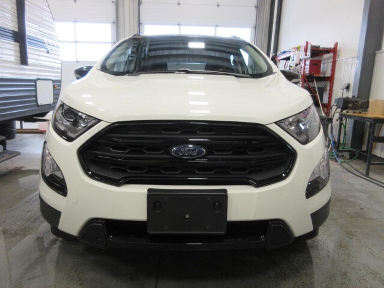 2022 Ford EcoSport SES 4WD, NAV, ROOF, APPLE/ANDROID, 27K! Photo