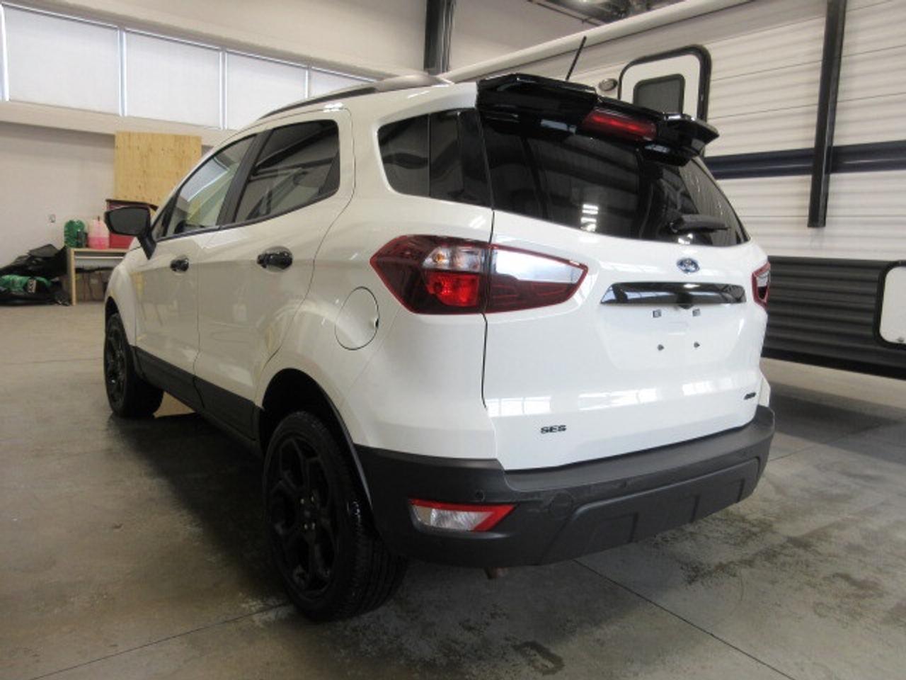2022 Ford EcoSport SES 4WD, NAV, ROOF, APPLE/ANDROID, 27K! Photo