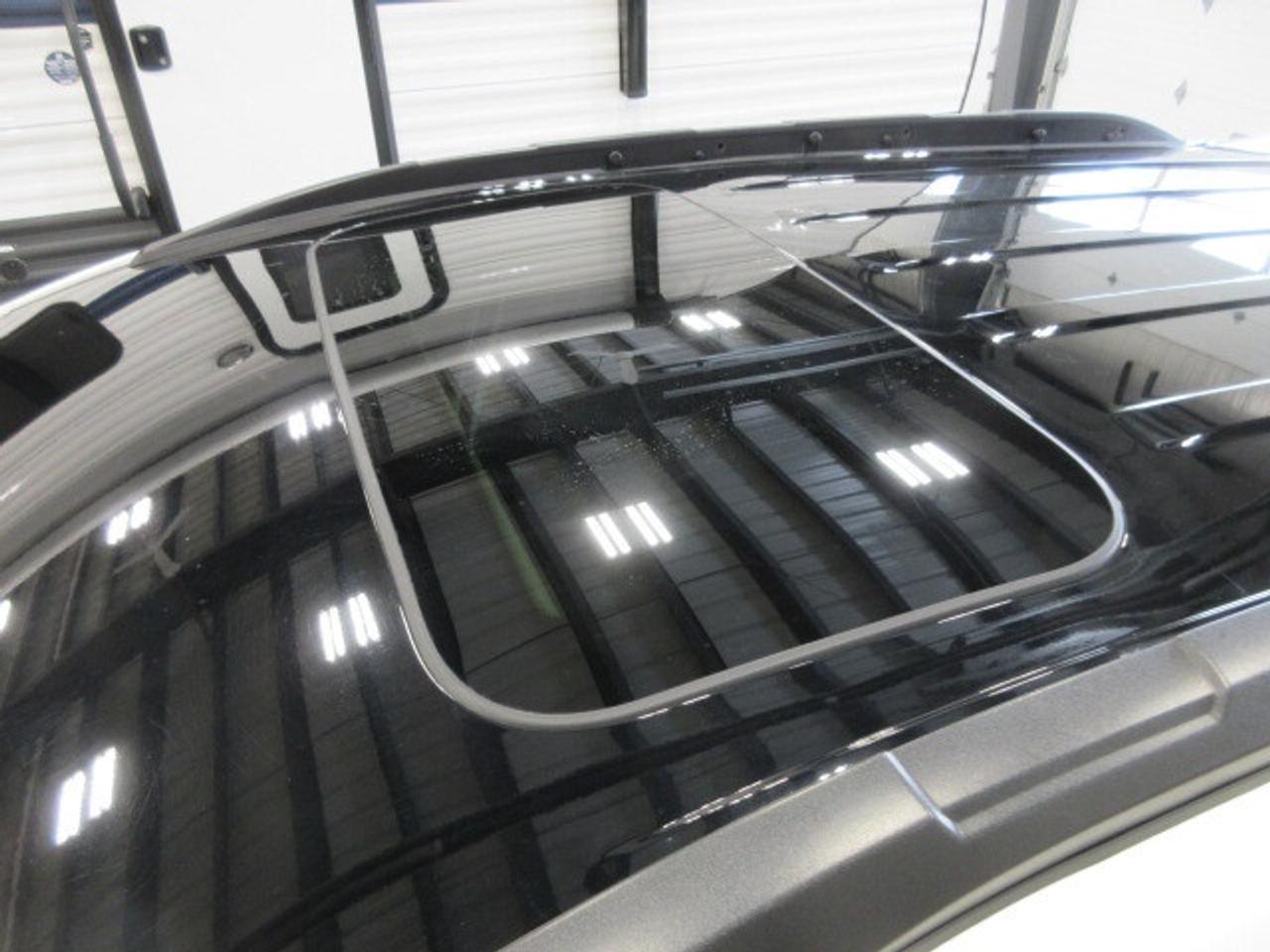 2022 Ford EcoSport SES 4WD, NAV, ROOF, APPLE/ANDROID, 27K! Photo