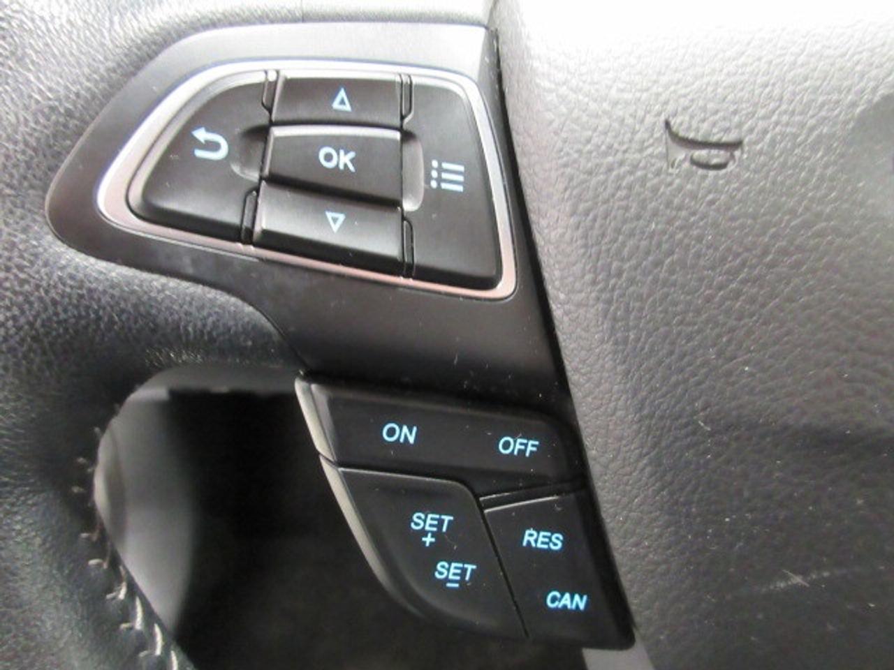 2022 Ford EcoSport SES 4WD, NAV, ROOF, APPLE/ANDROID, 27K! Photo