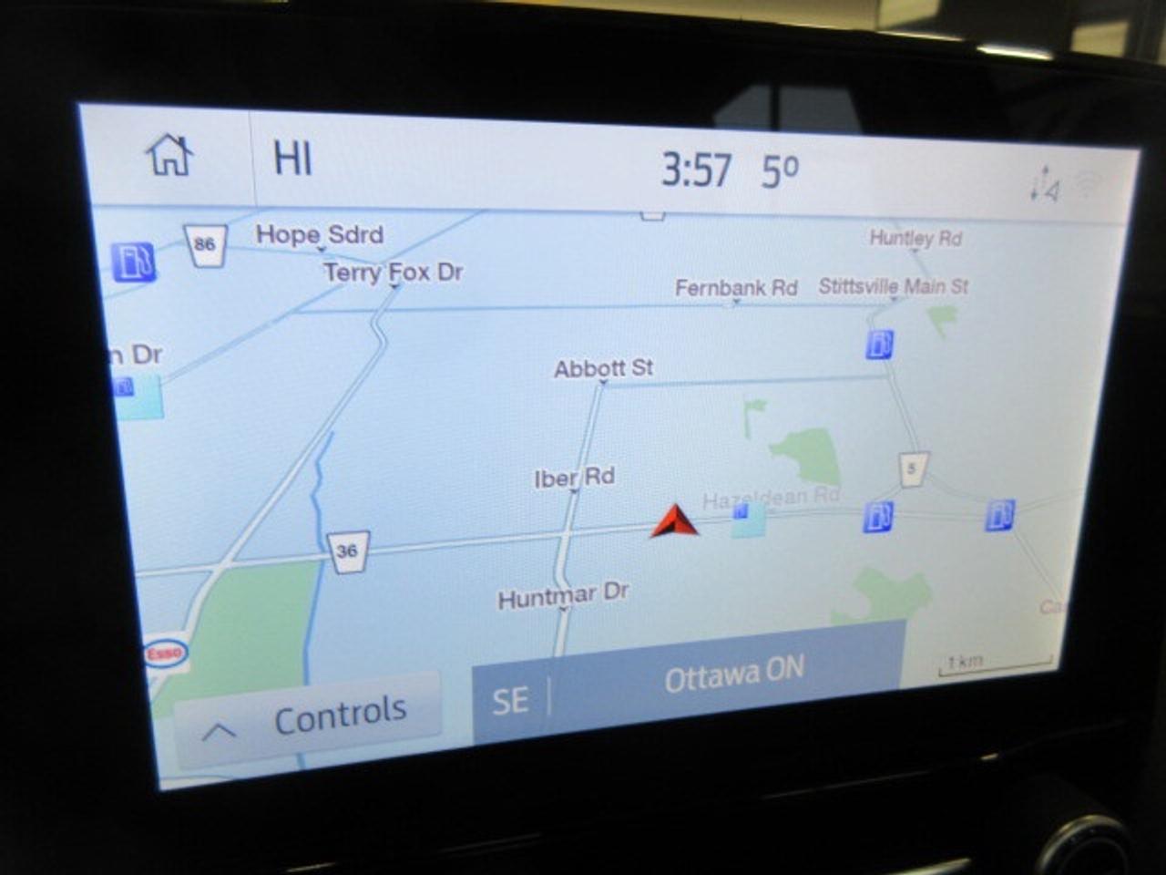 2022 Ford EcoSport SES 4WD, NAV, ROOF, APPLE/ANDROID, 27K! Photo