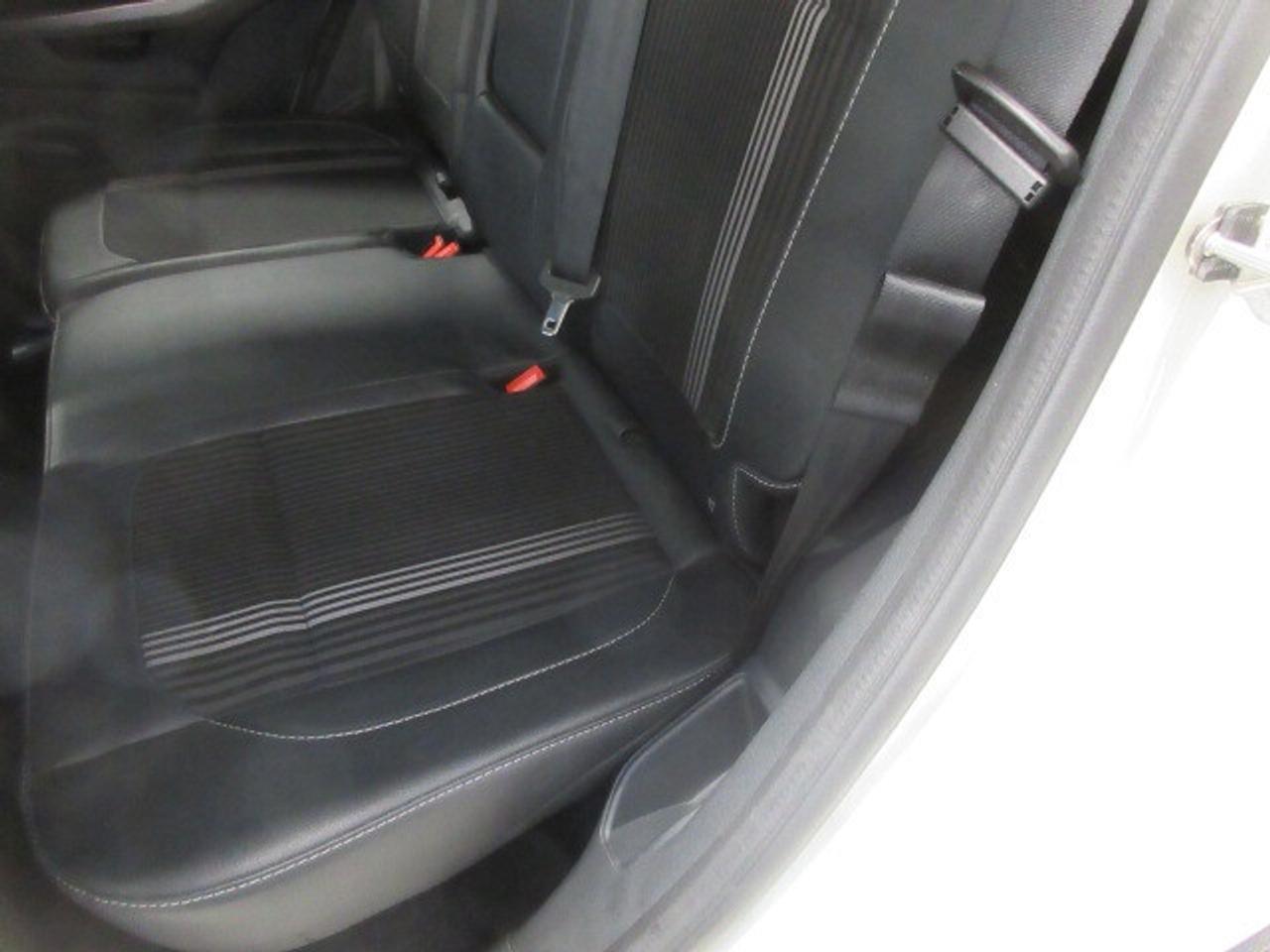 2022 Ford EcoSport SES 4WD, NAV, ROOF, APPLE/ANDROID, 27K! Photo