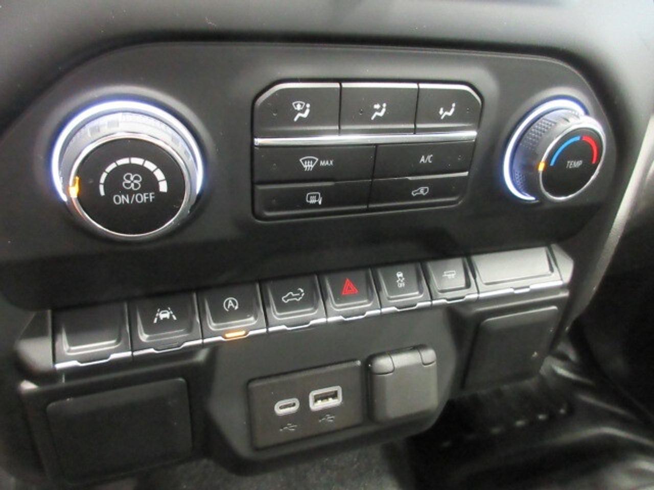2024 Chevrolet Silverado 1500 2WD 5.3L LONGBOX REG CAB, A/C, APPLE/ANDROID, 13K! Photo