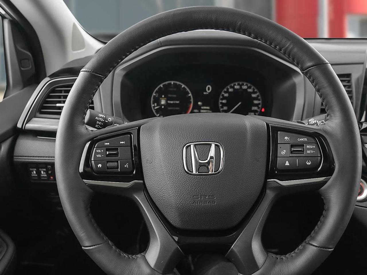 2026 Honda Odyssey Touring Passenger Van Photo